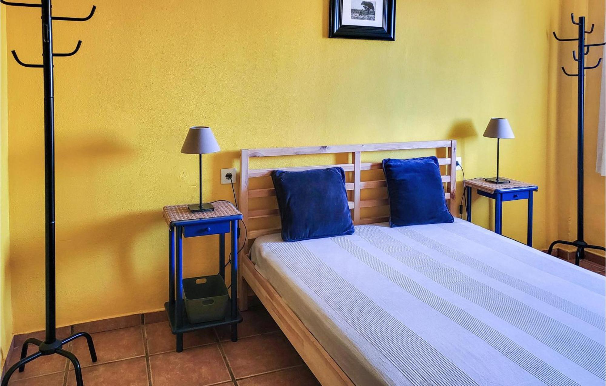 2 Bedroom Cozy Apartment In El Campello Exteriér fotografie